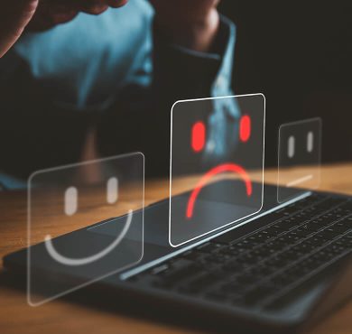 Googleの悪い口コミへの対処方法。ひどいクチコミを投稿する心理と返信方法を解説